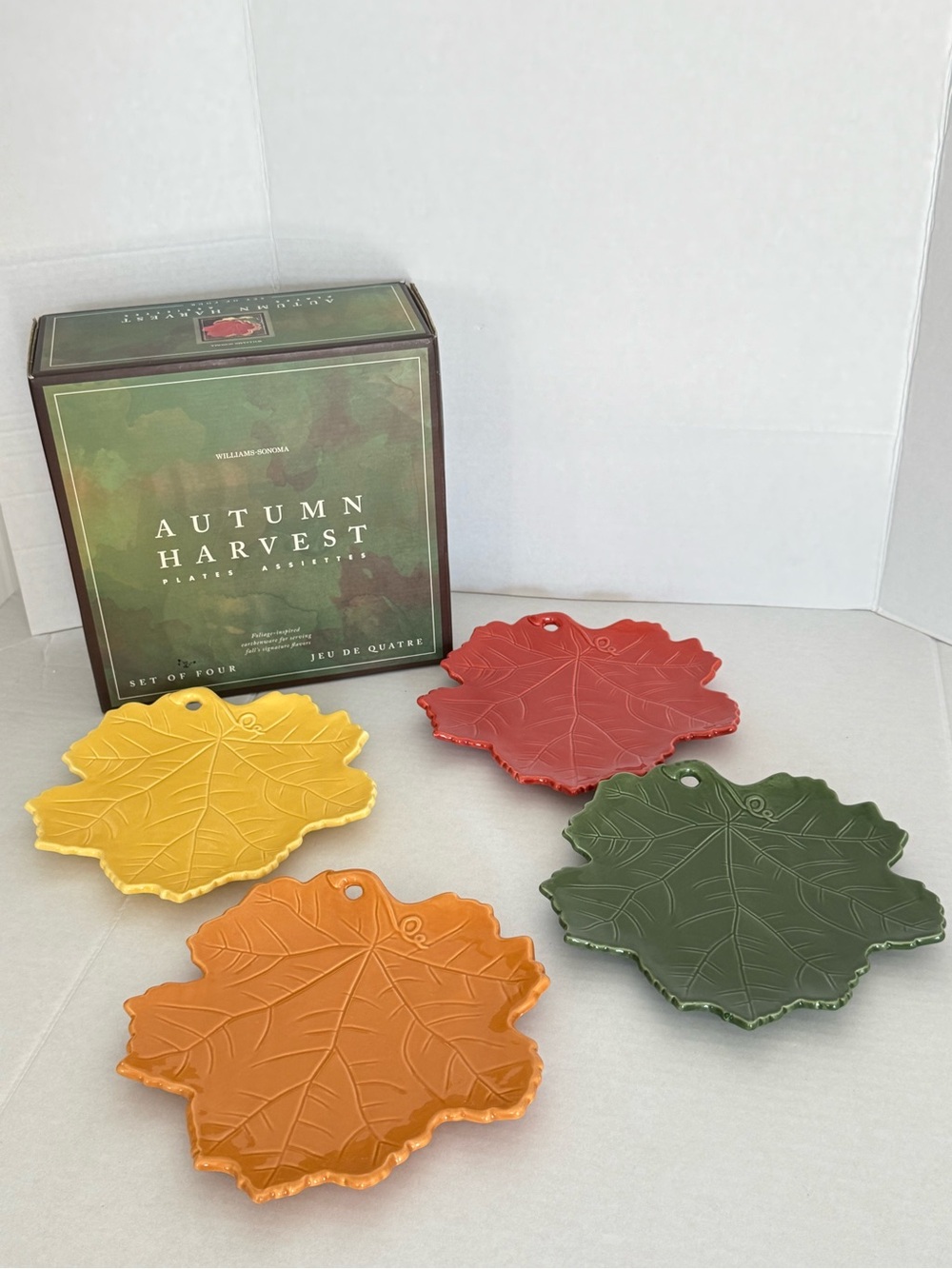 Williams Sonoma Autumn Harvest Maple Leaf Salad Dessert Plates Set of 4 New